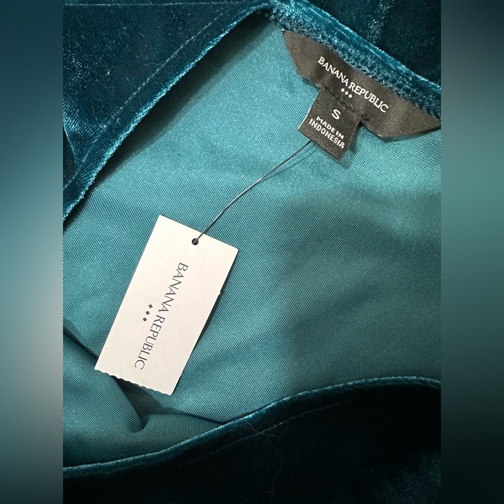 NWT Banana Republic Women’s Sz S Green Velvet Tank Sleeveless Top Tunic - Picture 4 of 6